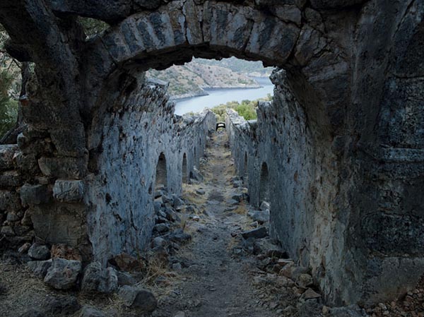 Queen's covered walkway - Gemiller Island, Turkey, 2003